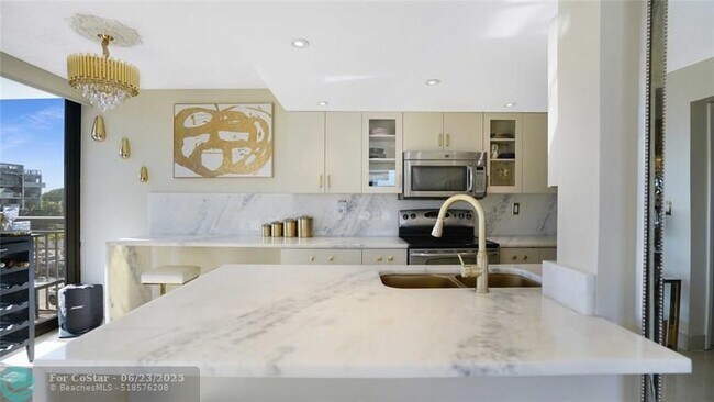 Building Photo - 3031 N Ocean Blvd
