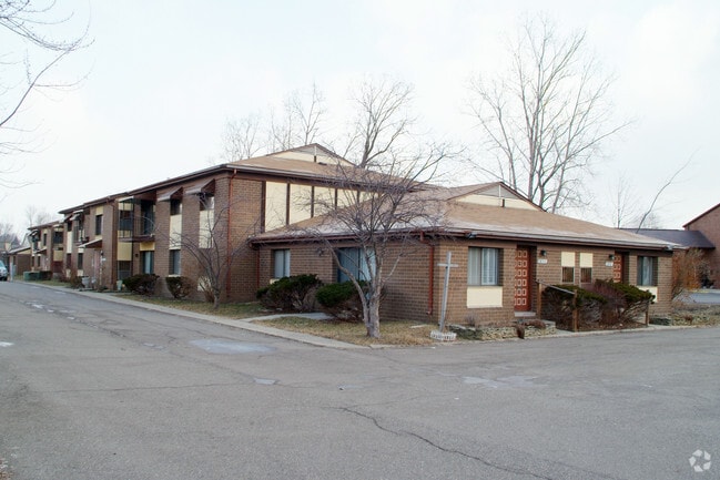 Building Photo - Livonia Manor Apartments