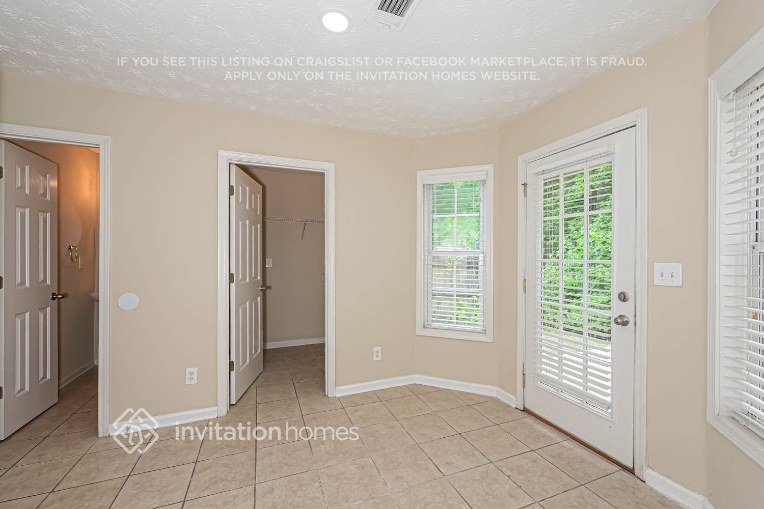 Building Photo - 535 Devonshire Walk Dr