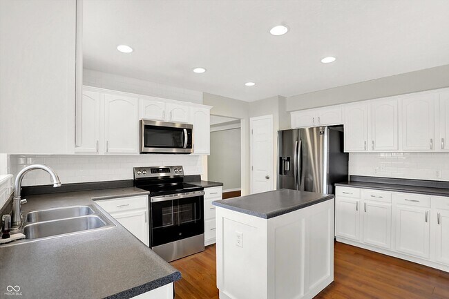 Building Photo - 14314 Leland Muse