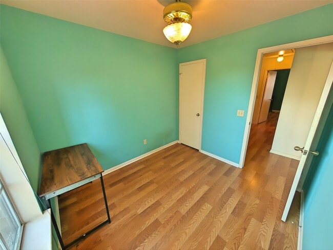 Building Photo - 2930 Grants Lake Blvd