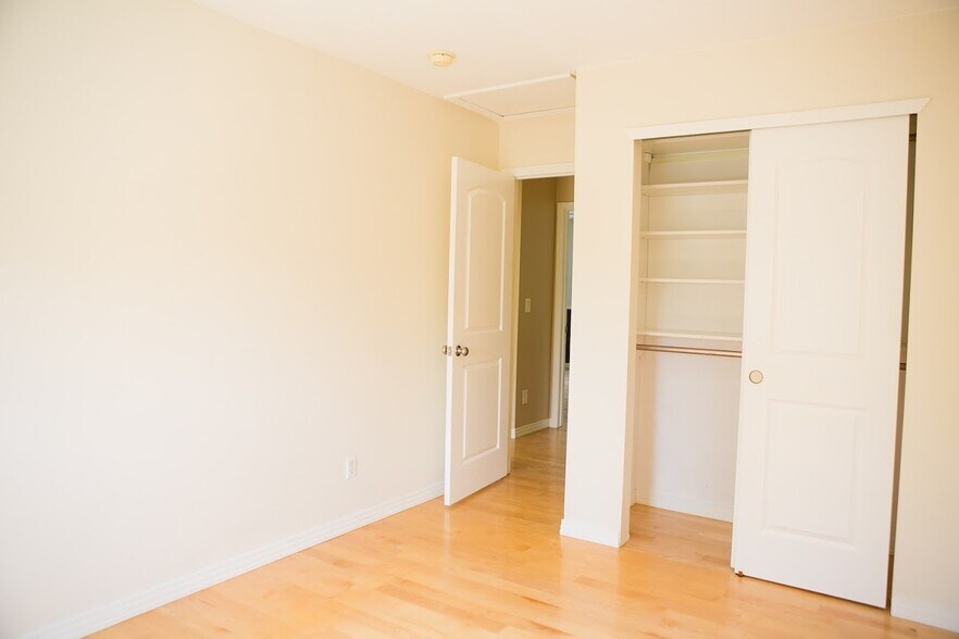 Building Photo - 4780 W 125th Ave