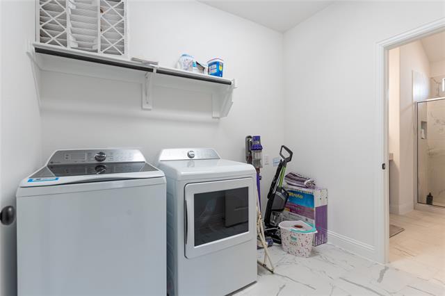 Building Photo - 5200 Woodway Dr