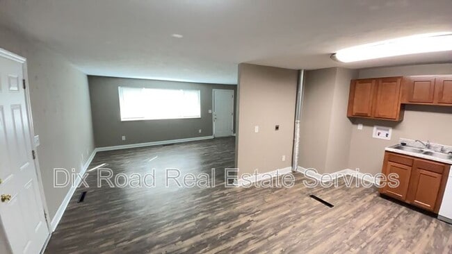 Building Photo - 5269 Harshmanville Rd