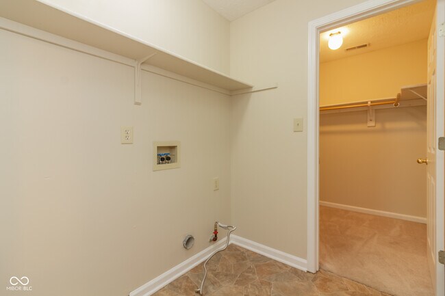 Building Photo - 4854 Oakleigh Pkwy
