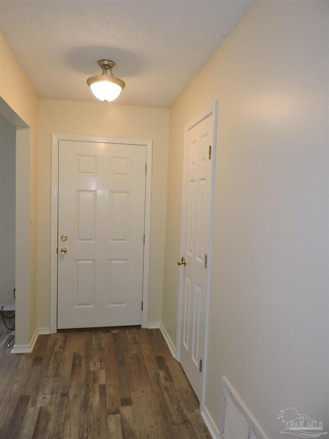 Building Photo - 7705 Deborah Dr