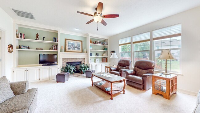 Building Photo - 7053 Sycamore Run Dr