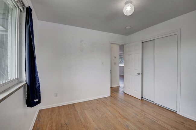 Building Photo - $2,700 - 4 Bed, 2 Bath Home in Arvada with...