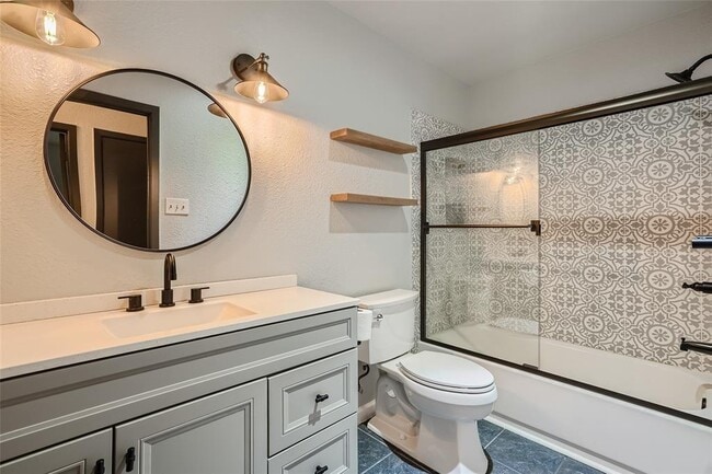 Building Photo - 3305 Broken Spoke Trail