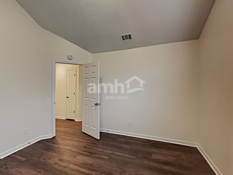 Building Photo - 4428 Red Eagle Ct