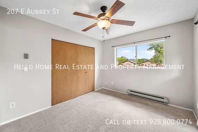 Building Photo - 207 E Aubrey St