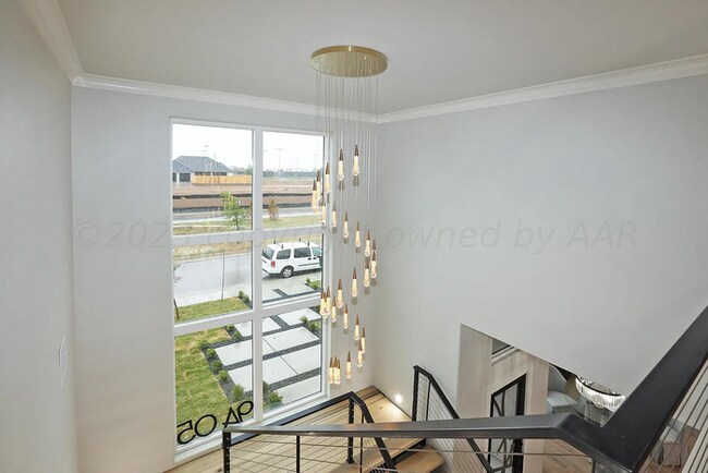 Building Photo - 9405 Rockridge Pkwy