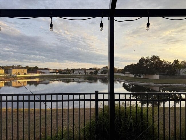 Building Photo - 10428 Laguna Plains Dr