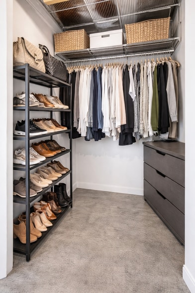 Walk-in Closet - 10 SW South River Dr