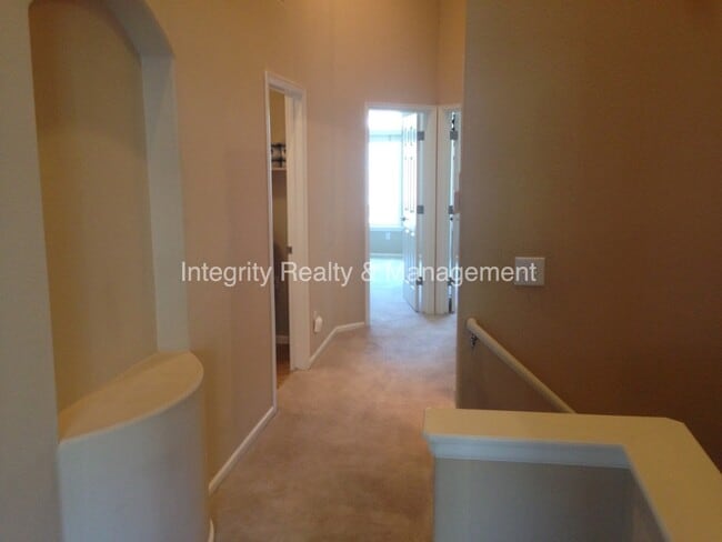Building Photo - 1381 Royal Troon Dr