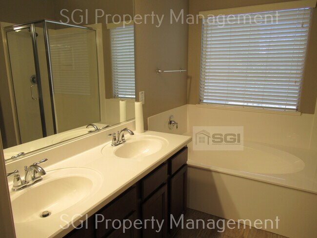 Building Photo - Stunning rental home in Ironwood Crossing!