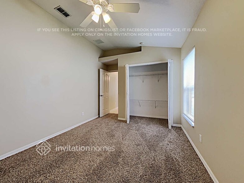 Building Photo - 25134 Chipshot Ct