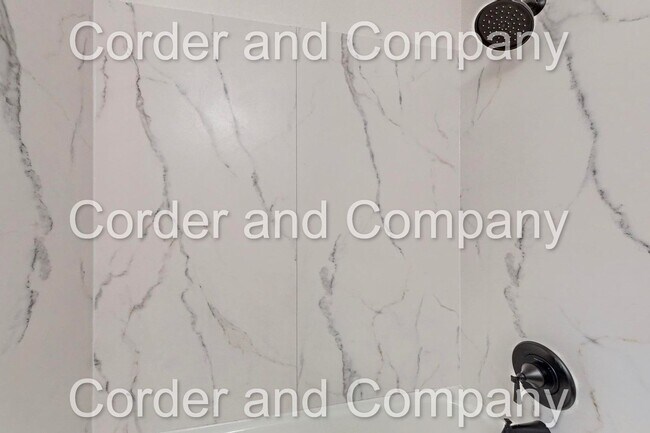 Building Photo - COMMING SOON! Spacious Floorplan - 3 Bedroom 2 Bathroom 2 Car Garage Home