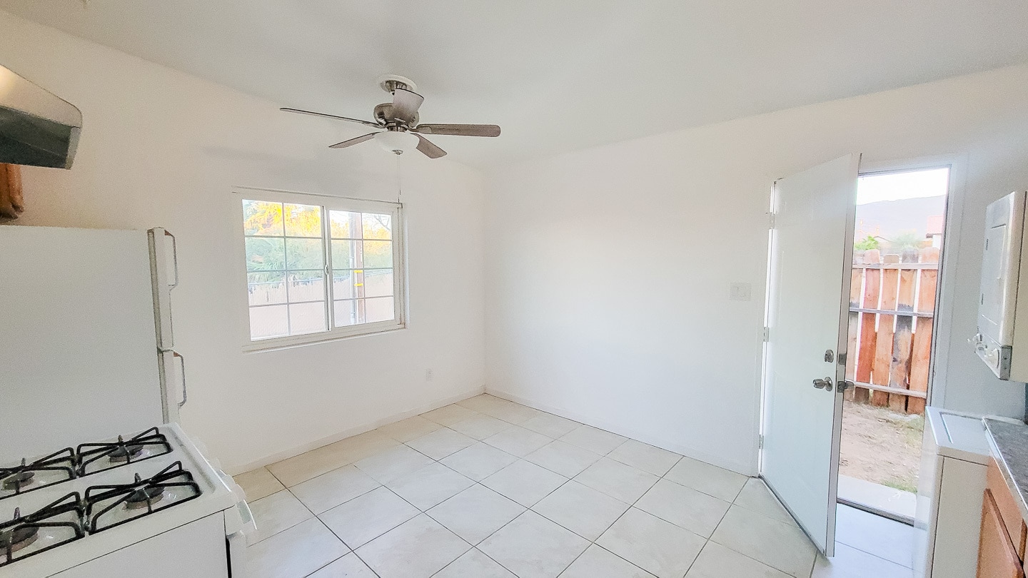 Building Photo - 5527 Baileya Ave