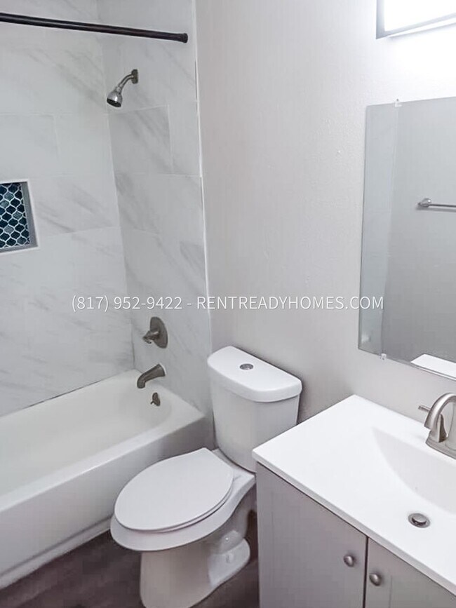 Building Photo - 8305 Forest Ridge Dr