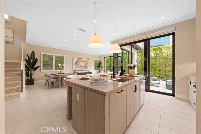 Building Photo - 118 Appian