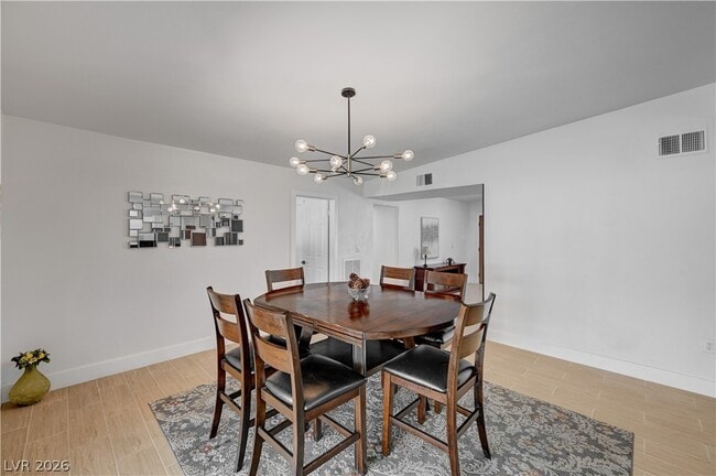 Building Photo - 1799 Valley Dr