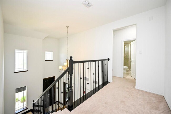 Building Photo - 6326 Grand Drift Ct