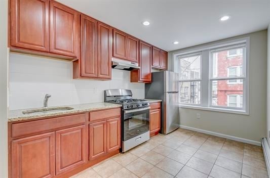 Building Photo - 103 W 49th St