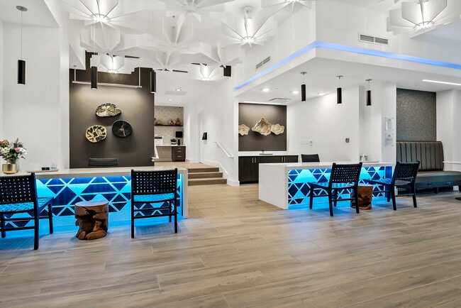 Lobby and Business Center - The Palms on Main