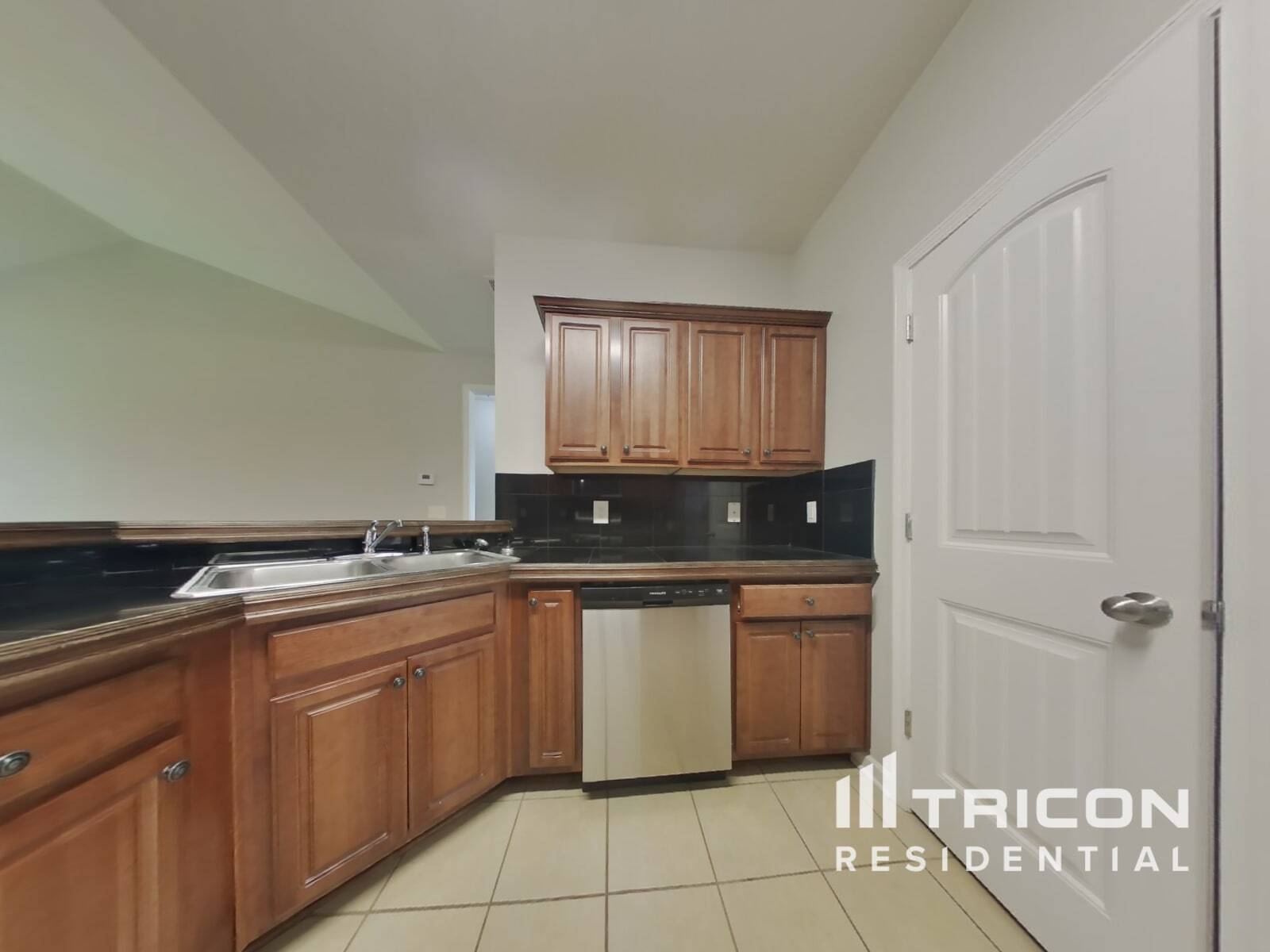 Building Photo - 56 Chimney Springs Dr SW