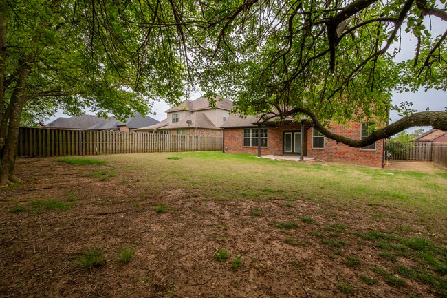 Building Photo - 3601 SW Willowbrook Rd