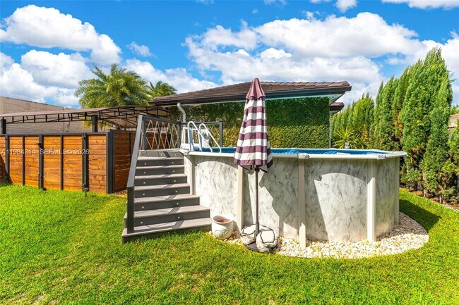 Building Photo - 17805 SW 114th Ct