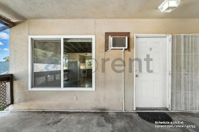 Building Photo - 132 W 18th St