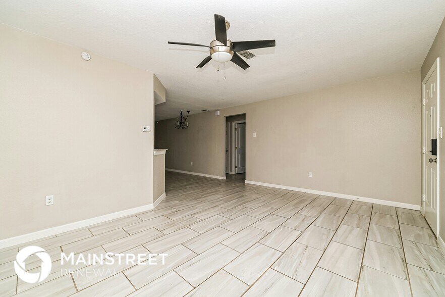 Building Photo - 11440 Fox Run