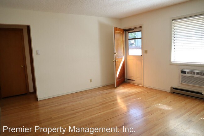 Building Photo - 1 br, 1 bath House - 2321 E. 16th St