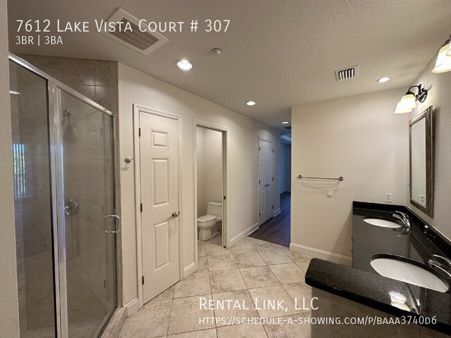 Building Photo - Views Views Views! 3 Bedroom Condo For Rent