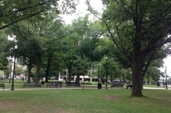 Building Photo - 17 Federal St