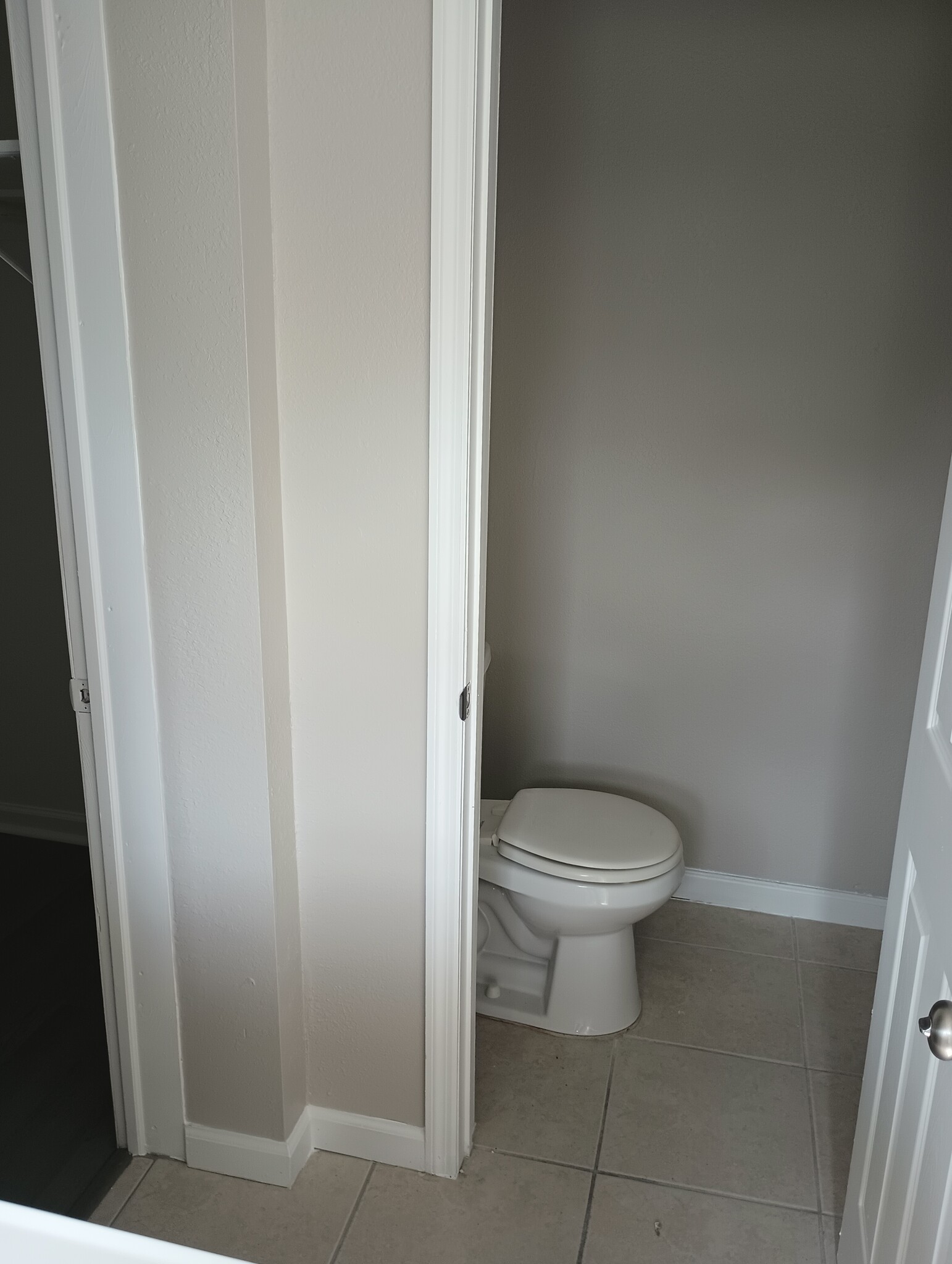 master bath toilet room - 1205 Ave F