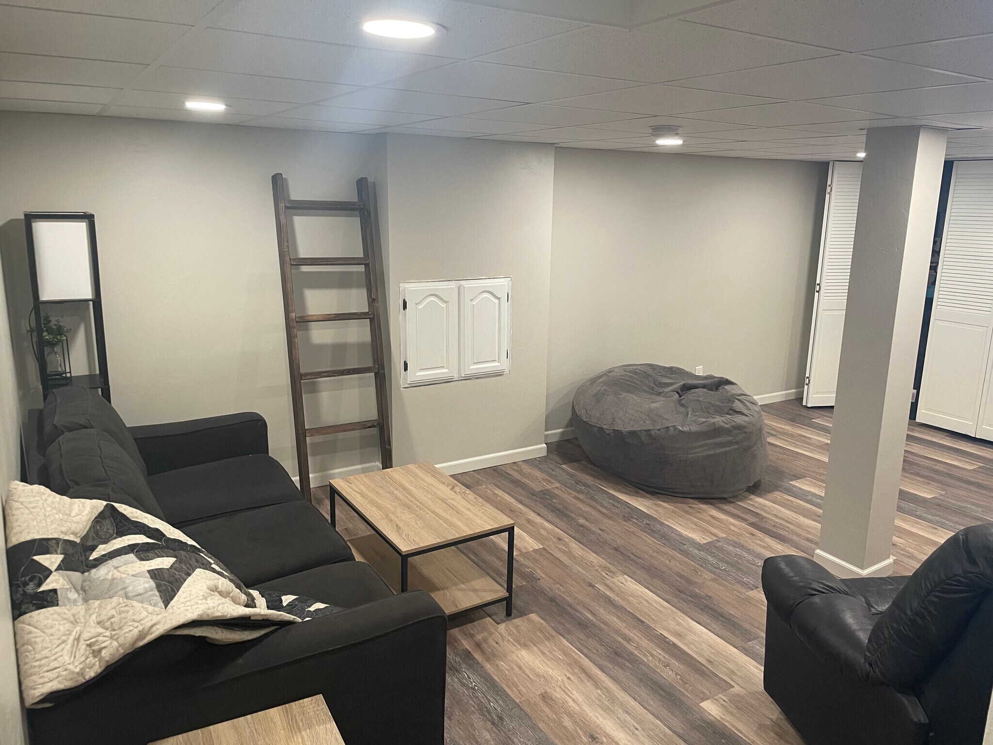 Lower Level rec room - 3018 Manitowoc Rd