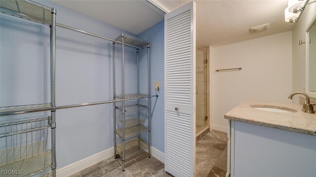 Building Photo - 16171 Amberwood Lake Ct