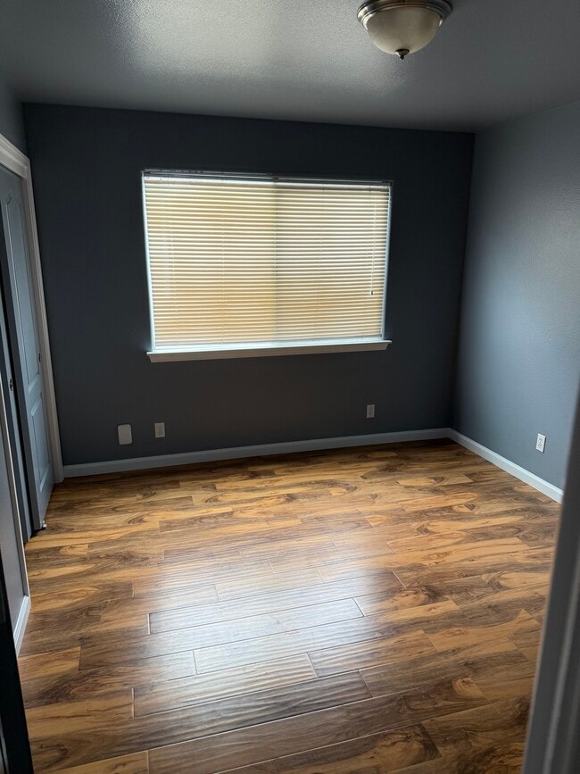 Building Photo - 2716 Main St