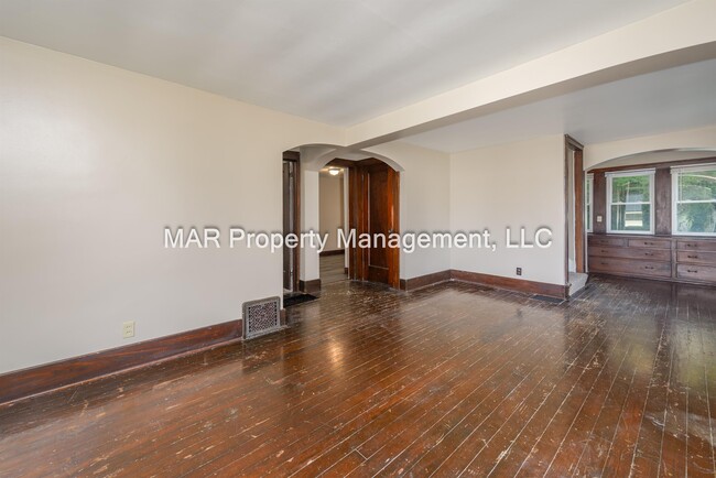 Building Photo - 12898 Cleveland Ave NW