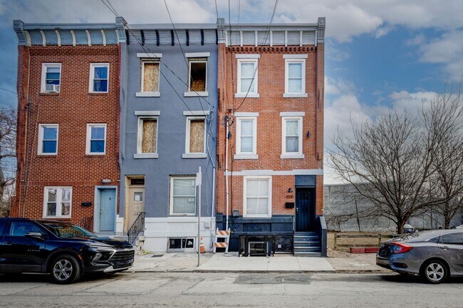 Building Photo - 2335 N 30th St