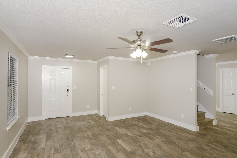 Building Photo - 5727 Sandy Canyon