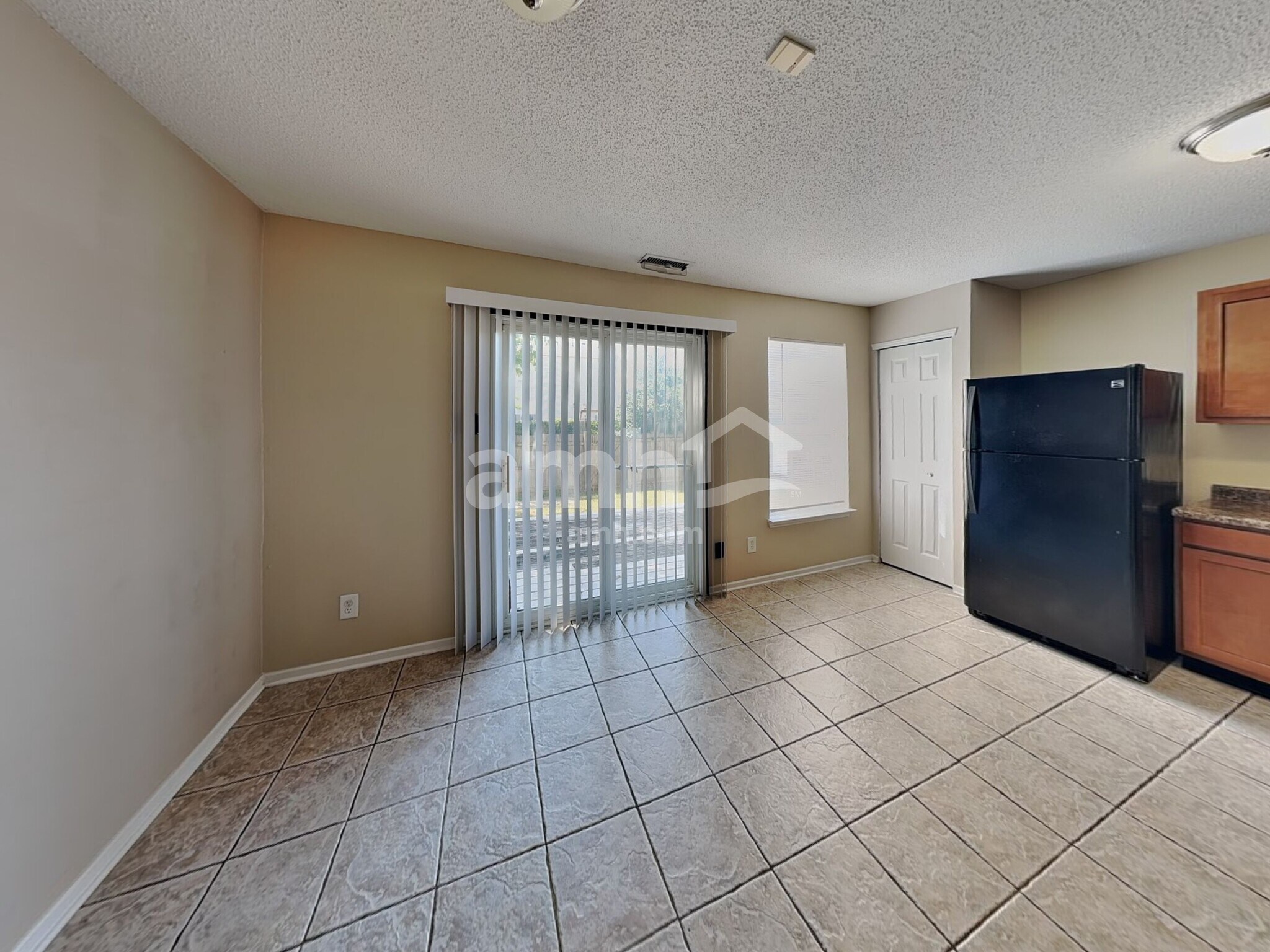 Building Photo - 3011 Earlswood Ln
