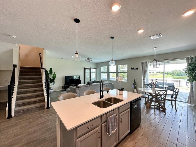 Building Photo - 11168 Robert Frost Dr