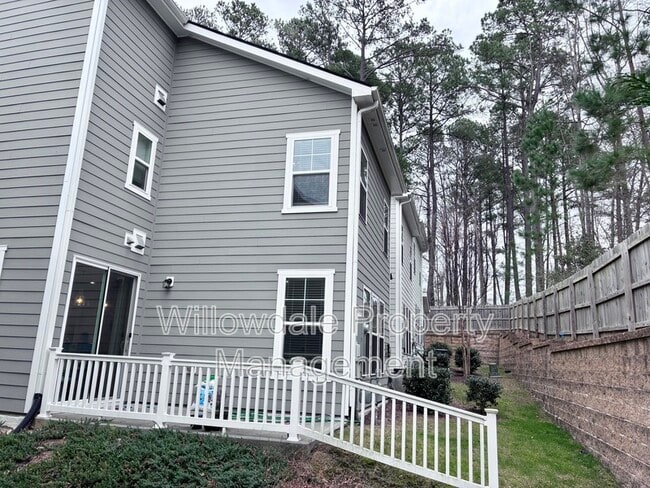 Building Photo - 1405 Chipping Dr