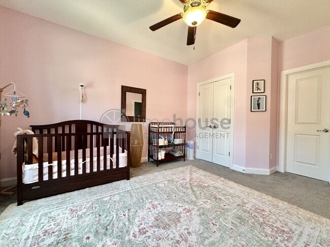 Building Photo - 127 Repose Ln