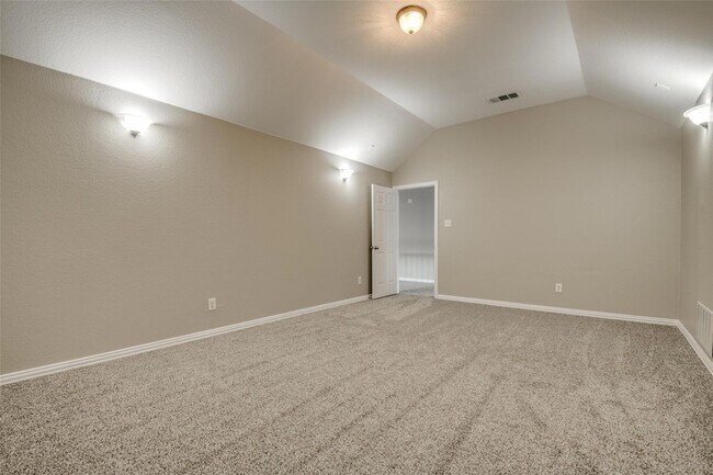 Building Photo - 130 Cassandra Dr