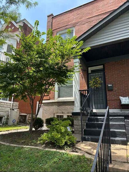 Building Photo - 3169 Portis Ave